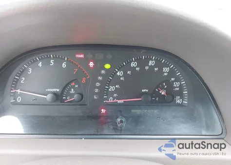 2004 Toyota Camry Le z USA, uszkodzony, nr VIN 4T1BE32K94U322253